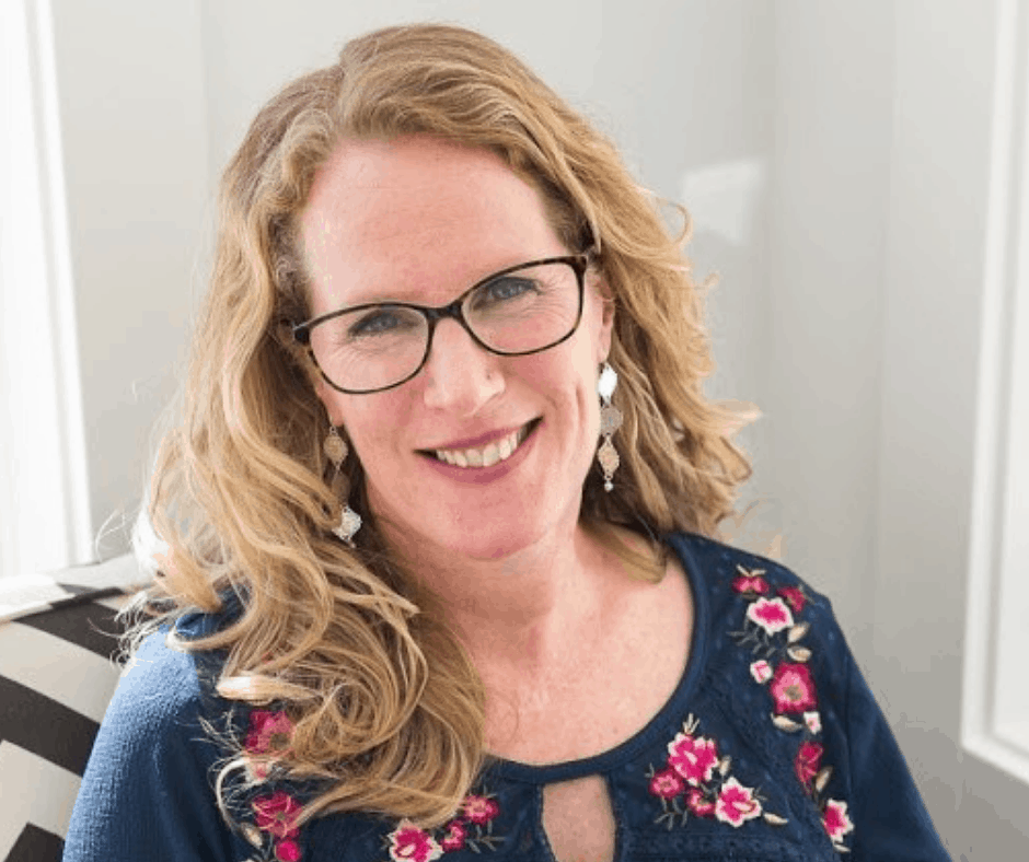 The Jennifer Roskamp Story: Persevering Through Job Loss 2 Jennifer Roskamp has overcome overwhelm in extreme experience of job loss. If she can do it, you can too!